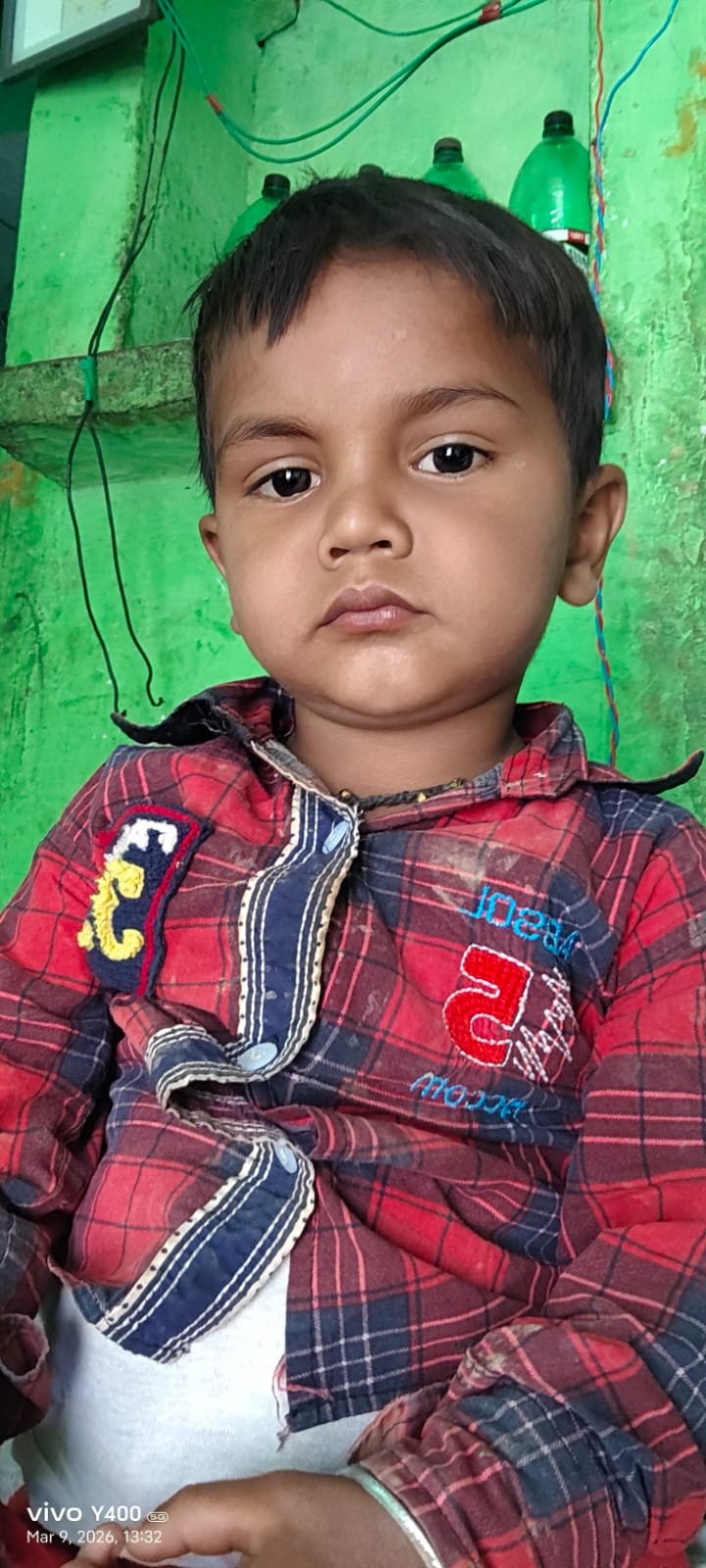 आगरा: सरसों की मड़ाई के दौरान बड़ा हादसा, कटर की चपेट में आने से 2 वर्षीय मासूम की दर्दनाक मौत