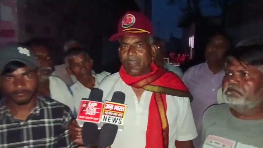 सैंया में बिजली विभाग के जेई के खिलाफ फूटा ग्रामीणों का गुस्सा, 'अवैध वसूली' और 'तानाशाही' के खिलाफ खोला मोर्चा
