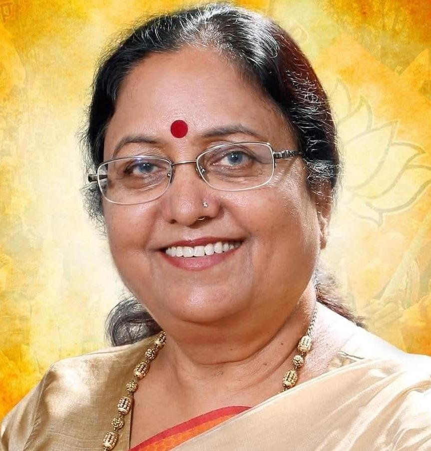 कैबिनेट मंत्री बेबी रानी मौर्य की बड़ी पहल: आगरा ग्रामीण की सड़कों का होगा कायाकल्प, मंडी परिषद ने दी करोड़ों की मंजूरी