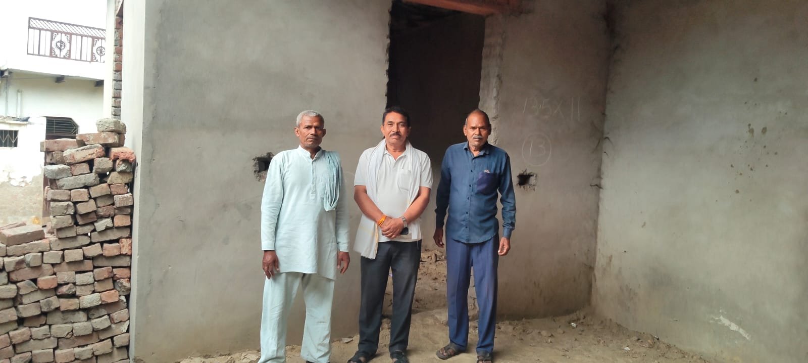 सहकारी समिति गोदाम घोटाला: जांच में ढिलाई पर 7 बड़े अधिकारियों के वेतन रोके, जिलाधिकारी का कड़ा एक्शन