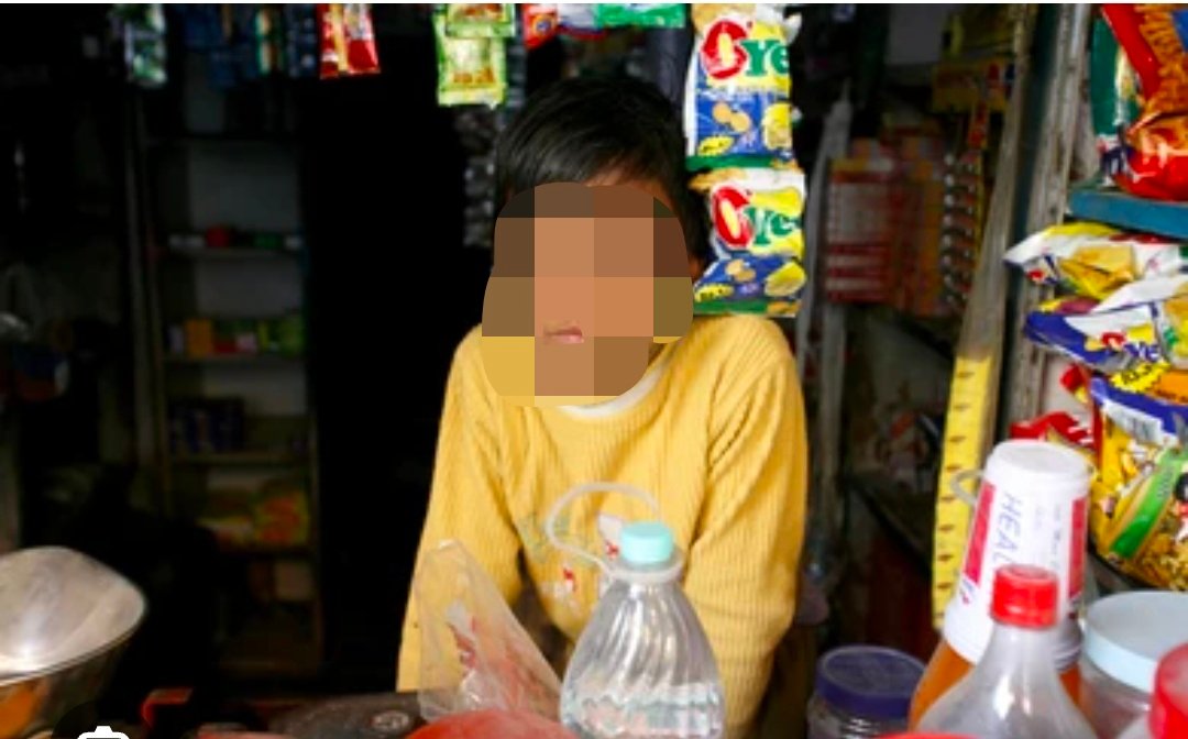 फतेहपुर सीकरी में बाल श्रम: क्लीनिक से लेकर मोमोज काउंटर तक दांव पर मासूमों का बचपन, BNS के तहत संगीन जुर्म