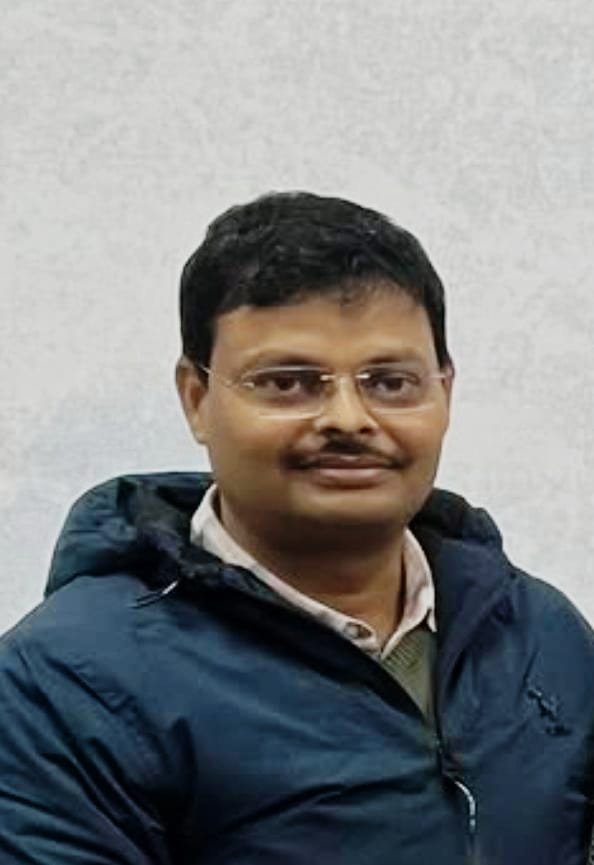 किरावली तहसील को मिले नए कप्तान: 2022 बैच के PCS अधिकारी अभिनव पाठक ने संभाला SDM का कार्यभार